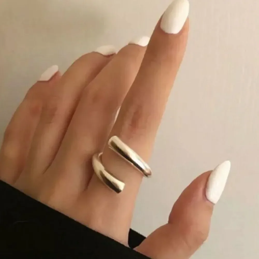 The Axis 925 adjustable modern statement ring in silver